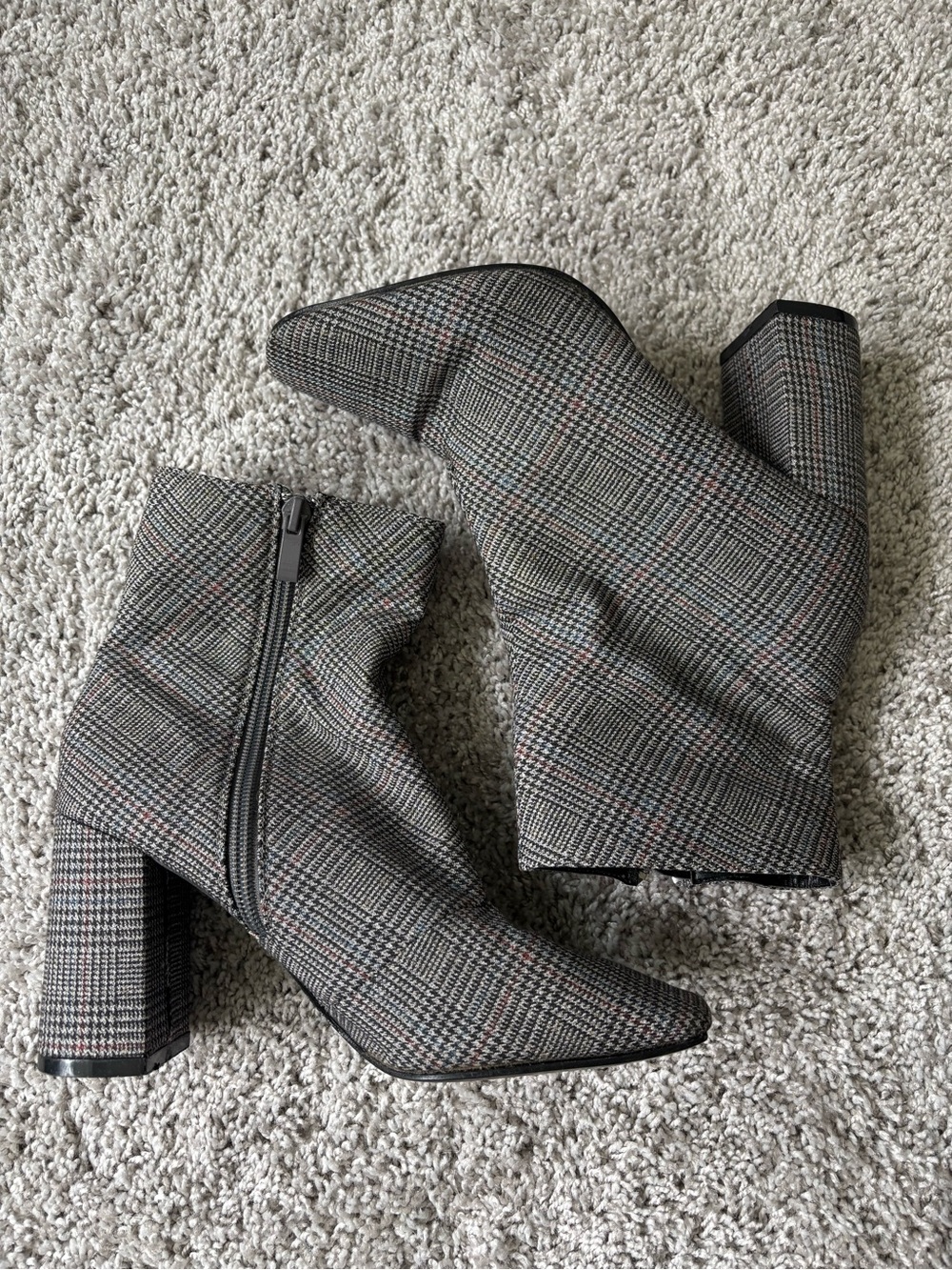My Generation Gray Plaid Houndstooth Ankle Boots Size 7.5